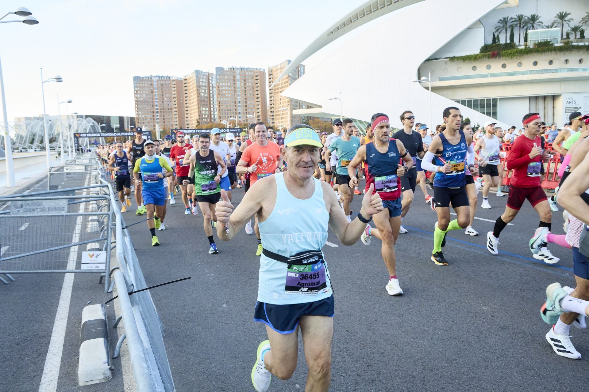 Búscate en el Maratón de Valencia 2025