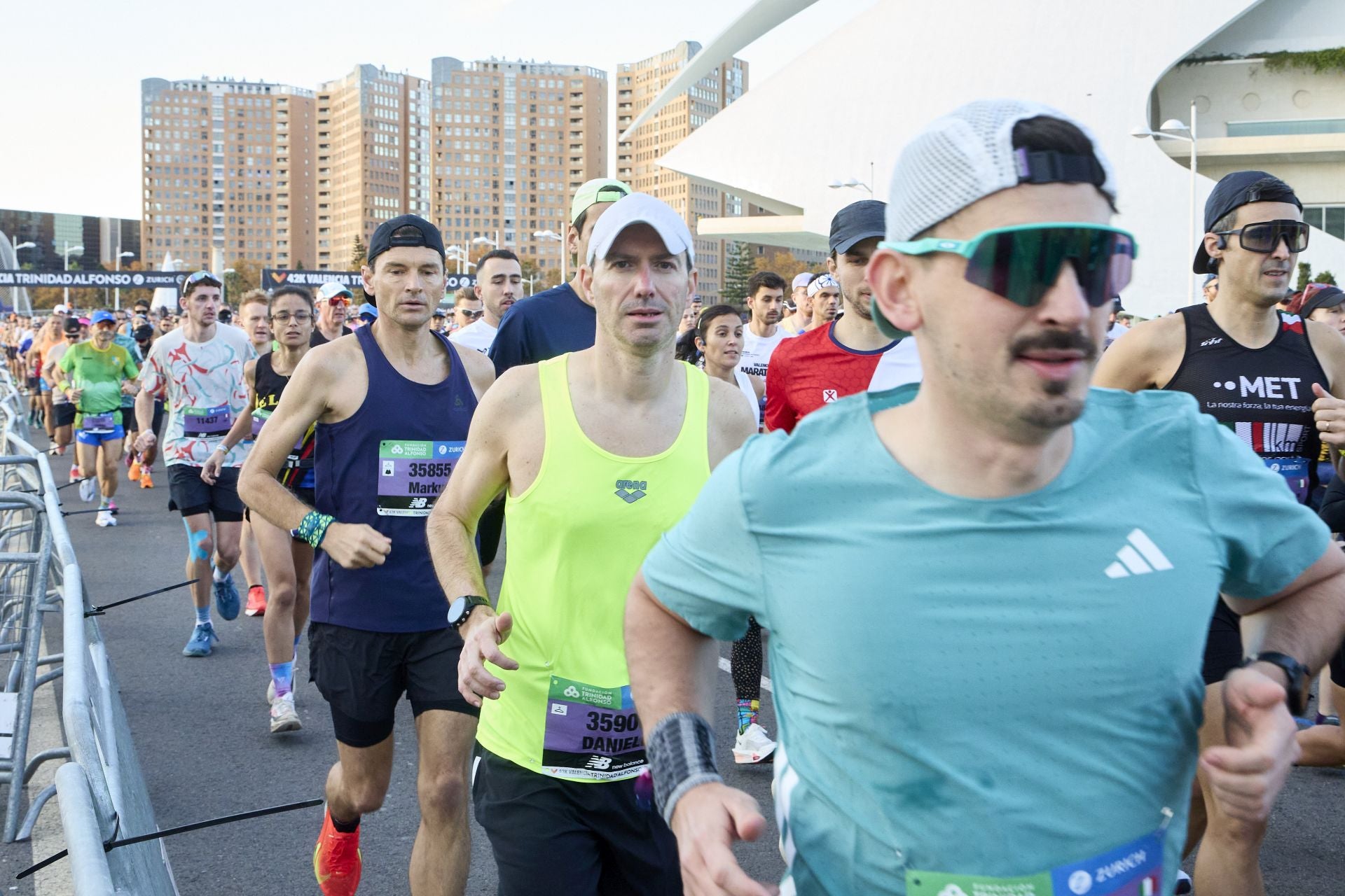 Búscate en el Maratón de Valencia 2025