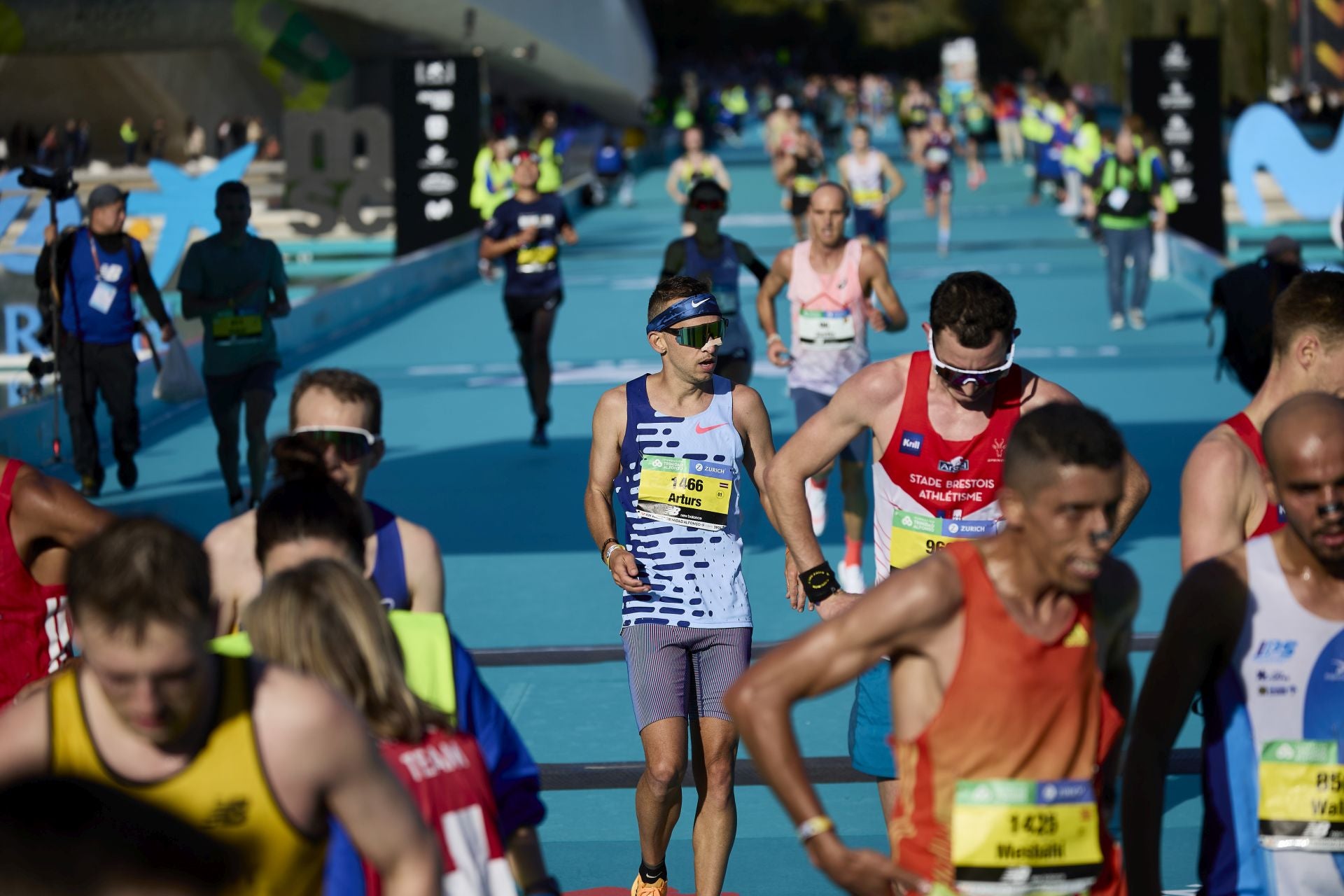 Búscate en el Maratón de Valencia 2025
