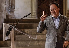 Pérez Llorca, en el Palau de la Generalitat, antes de anunciar el nuevo Consell.