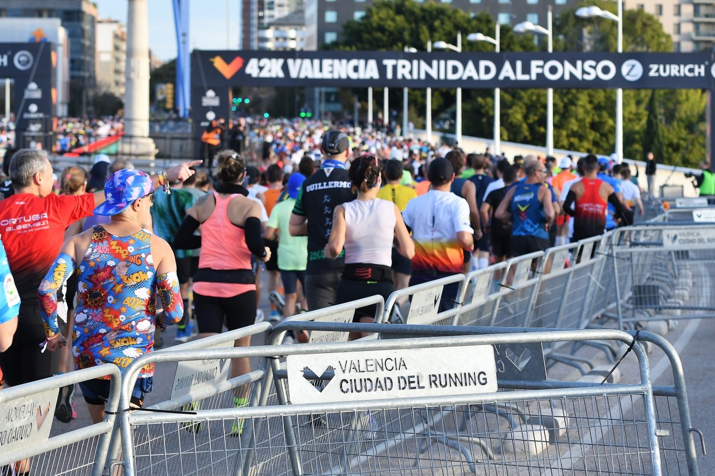 Búscate en el Maratón de Valencia 2025