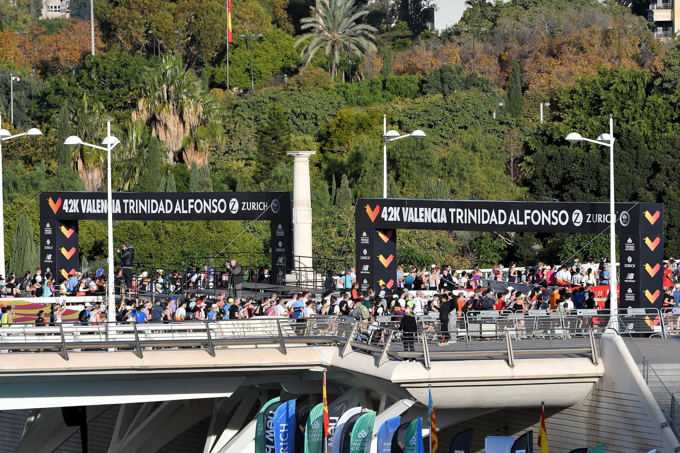 Búscate en el Maratón de Valencia 2025