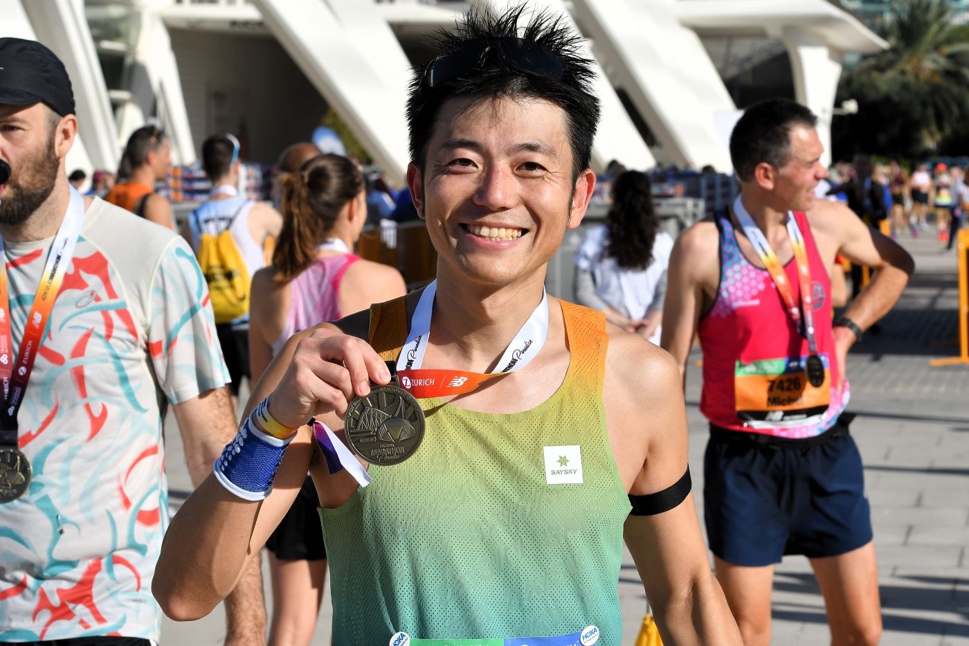 Búscate en el Maratón de Valencia 2025