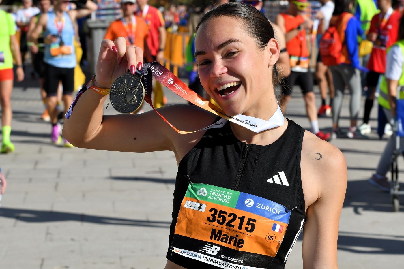Búscate en el Maratón de Valencia 2025