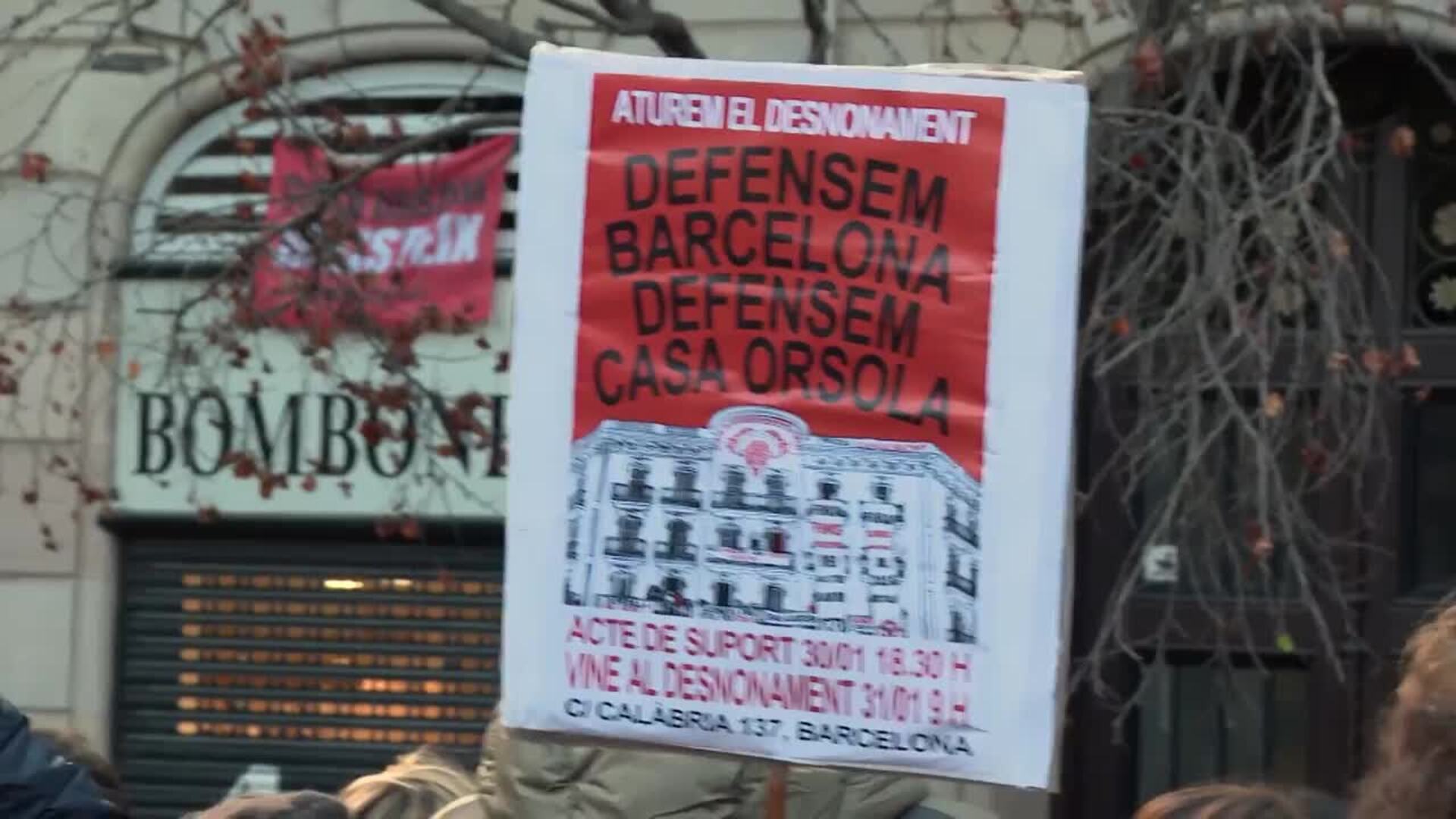 Aplazado el desahucio de la Casa Orsola de Barcelona