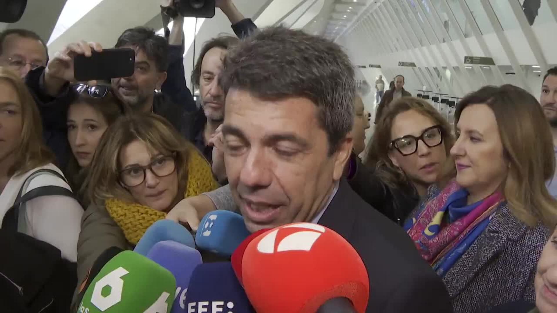 Mázon ve "fantástico" que el PPE mantenga su congreso en Valencia