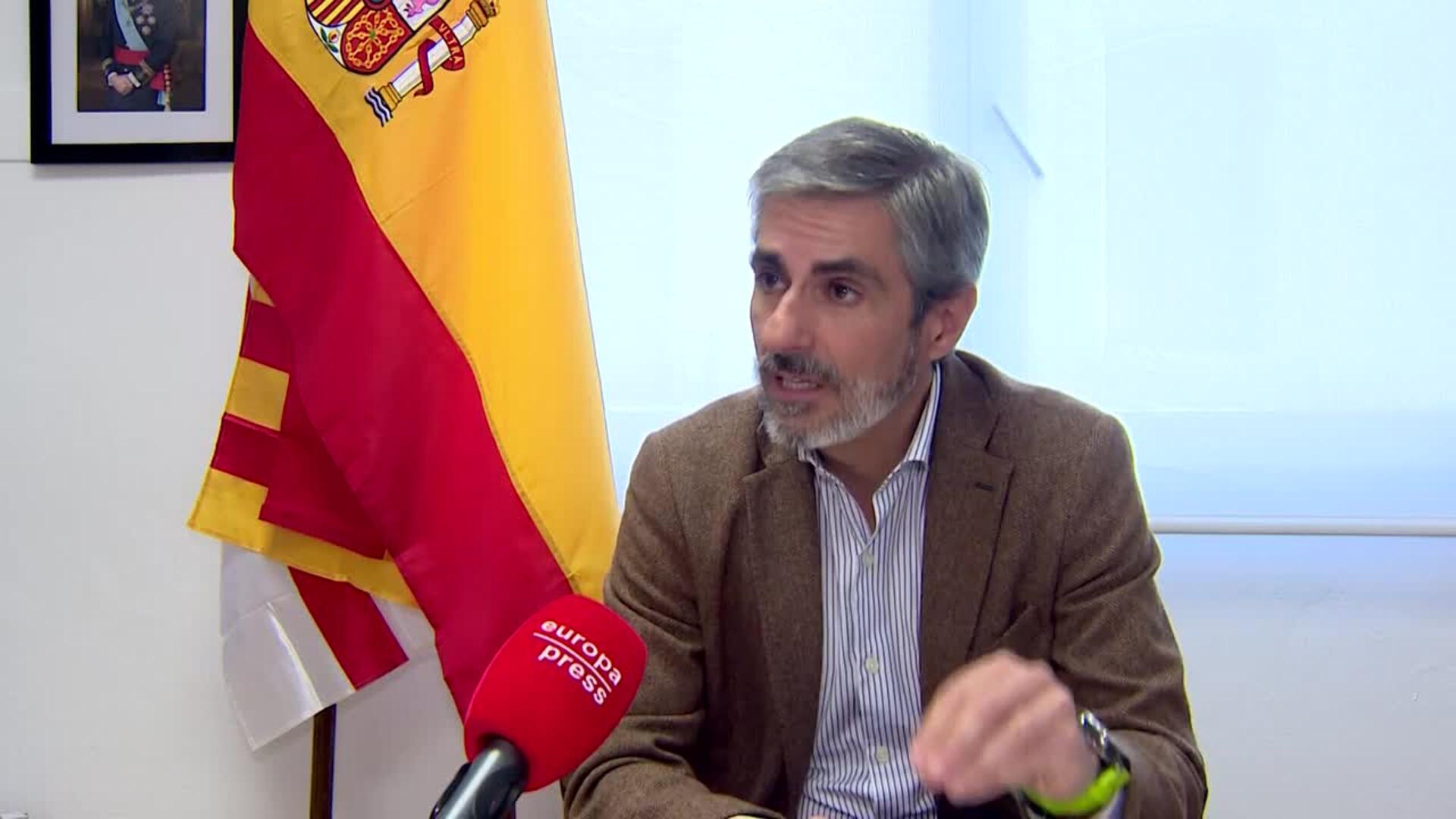 De Oro (Vox) reprocha Collboni ir a "Bruselas a llorar" y luego ponerle trabas a la vivienda