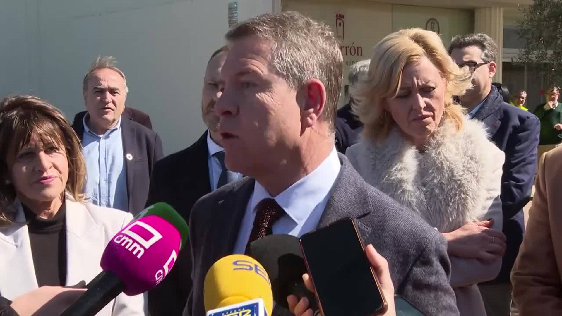 Page pide a PSOE romper el pacto "antinatura" con Puigdemont