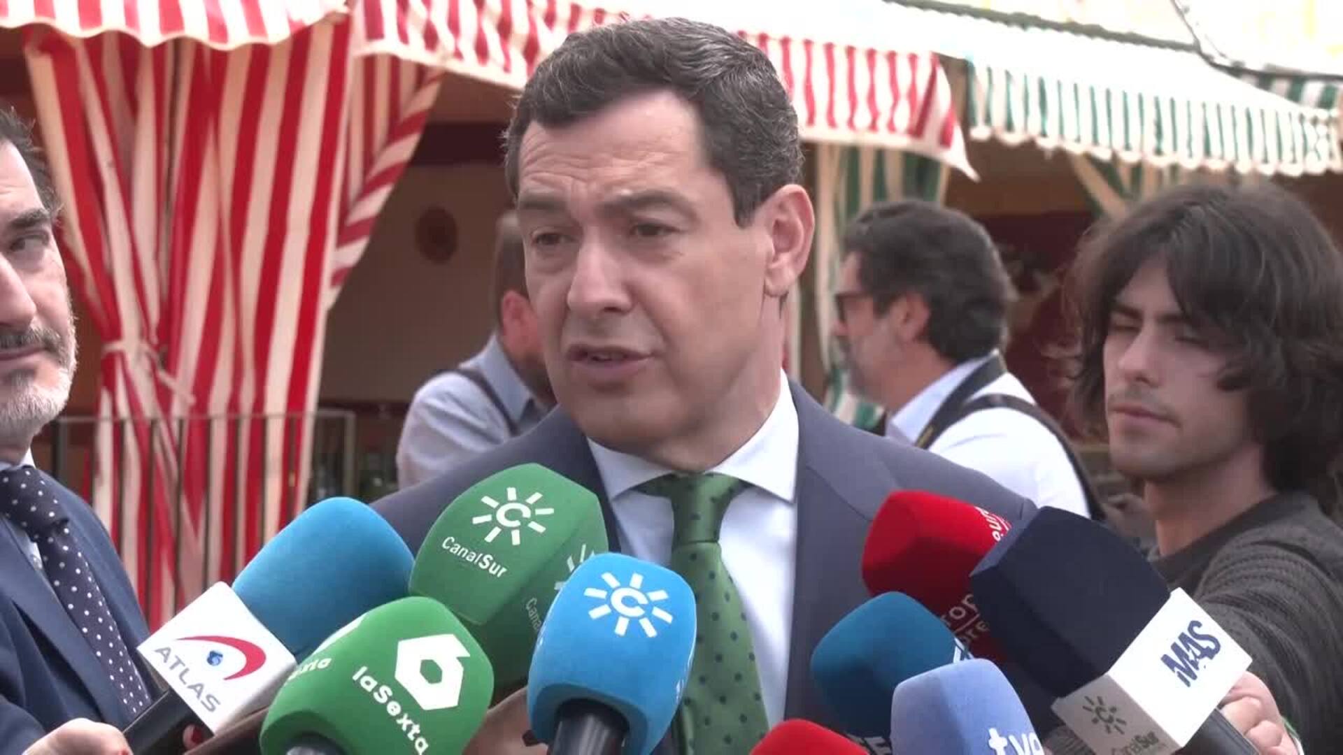 Moreno cree que la reducción de jornada laboral nace "sin rigor" y tendrá "un recorrido escaso"