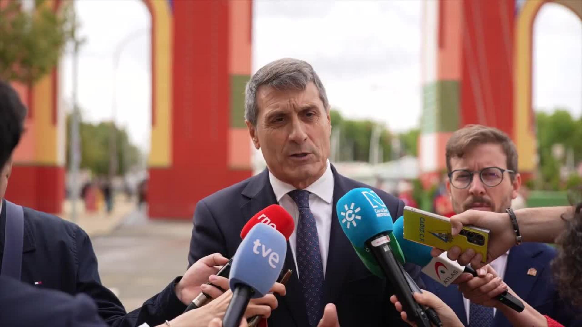 Gobierno critica a Moreno por rechazo del PP a medidas antiaranceles