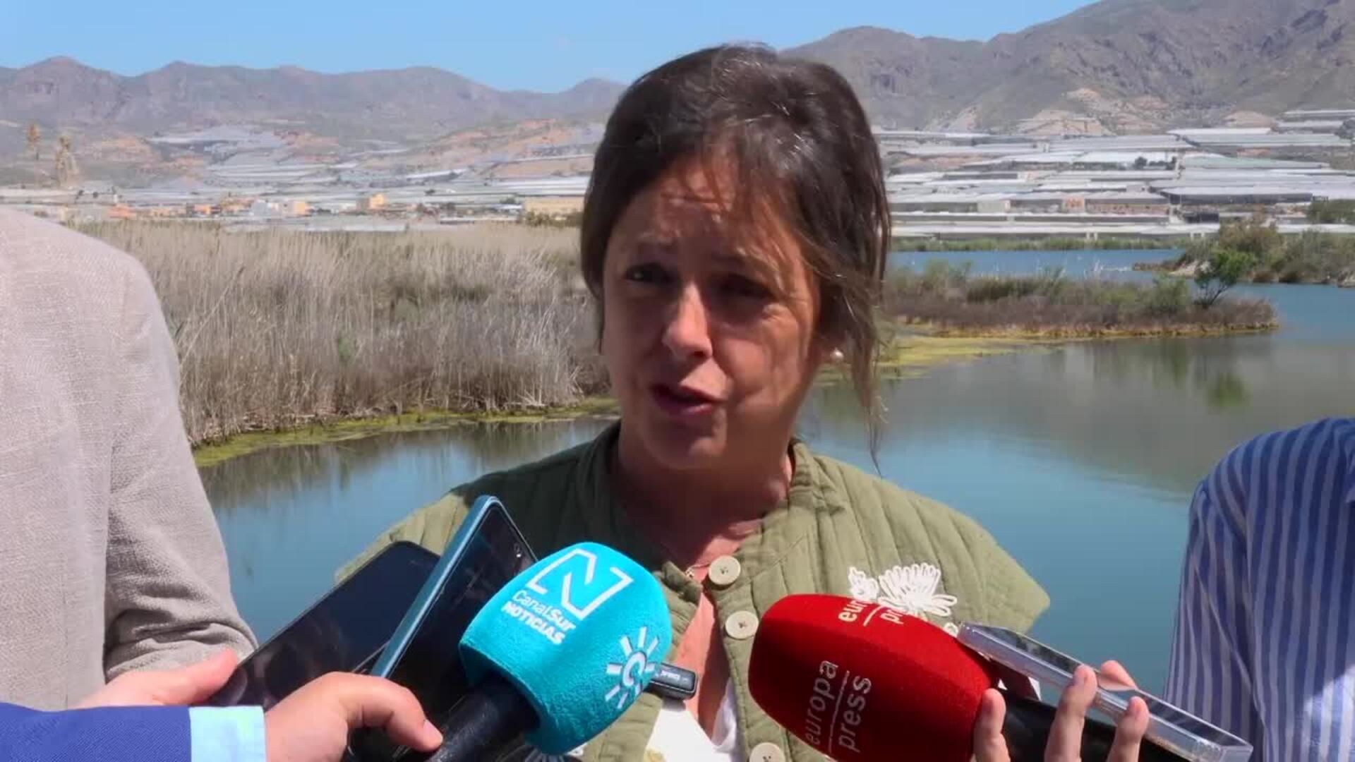 La Junta invierte casi un millón de euros en mejoras en la Albufera de Adra (Almería)