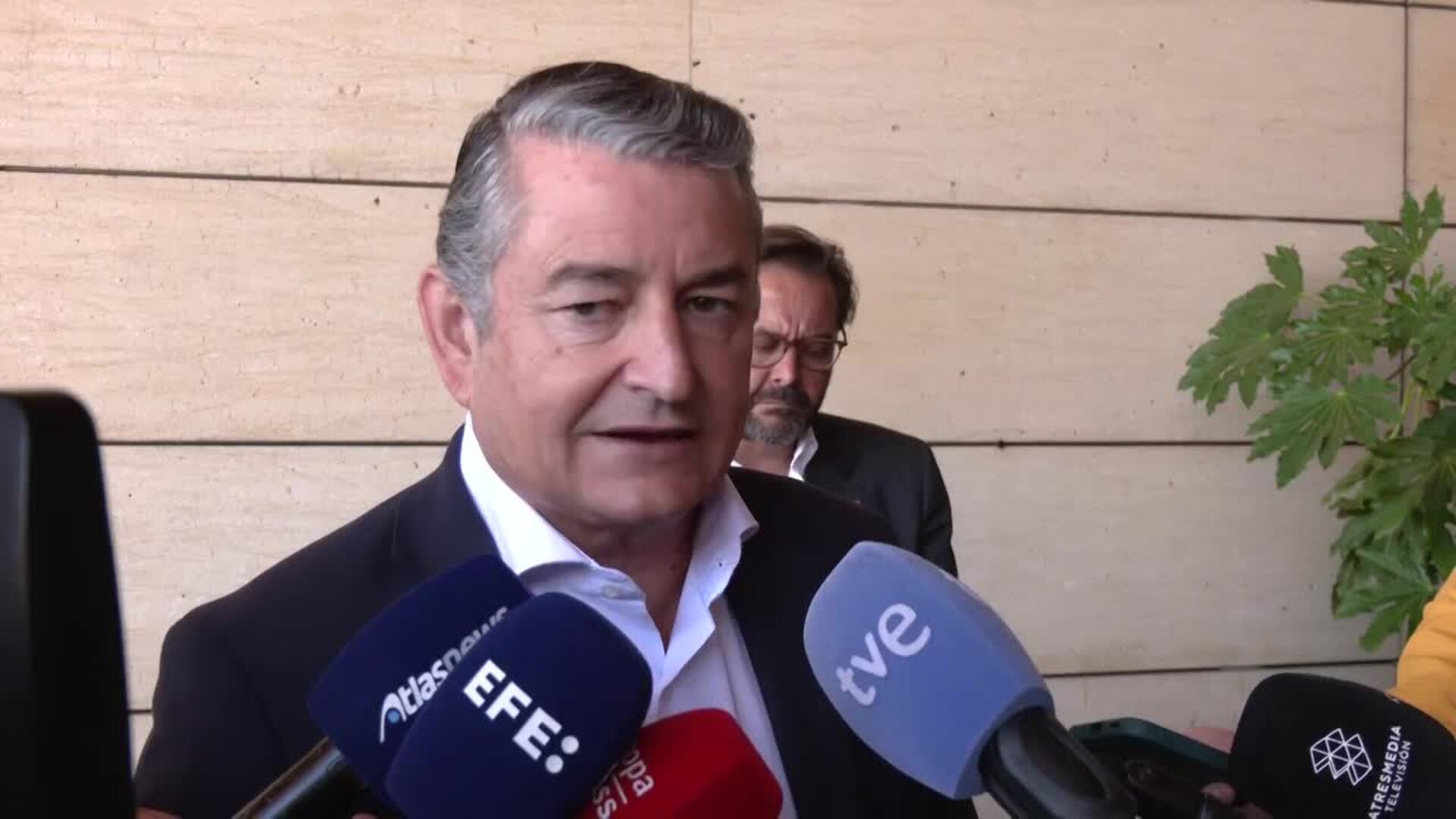 PP-A exige a Montero aclarar "si conocía" la investigación sobre la vida privada de Moreno