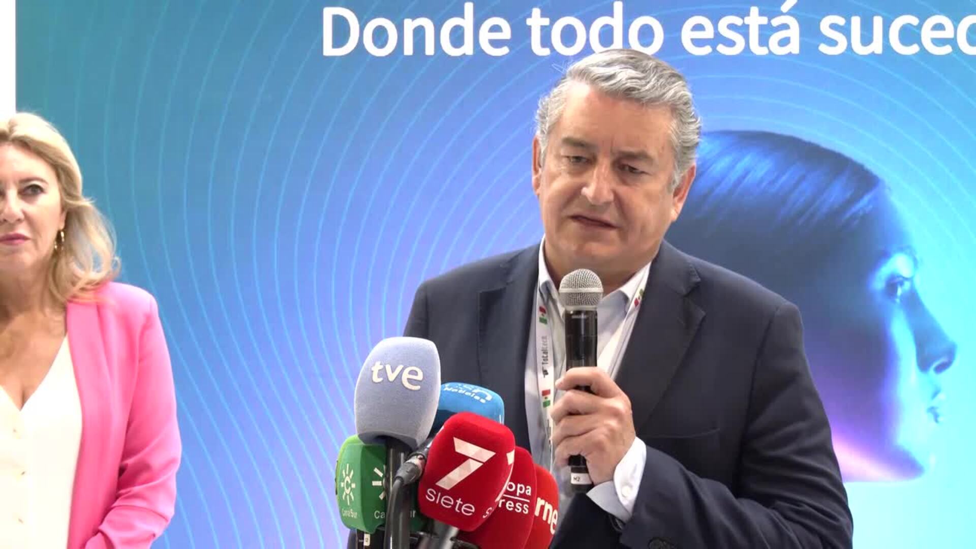 Junta de Andalucía firma acuerdo récord de 930M€ para software por 4 años, el mayor en España