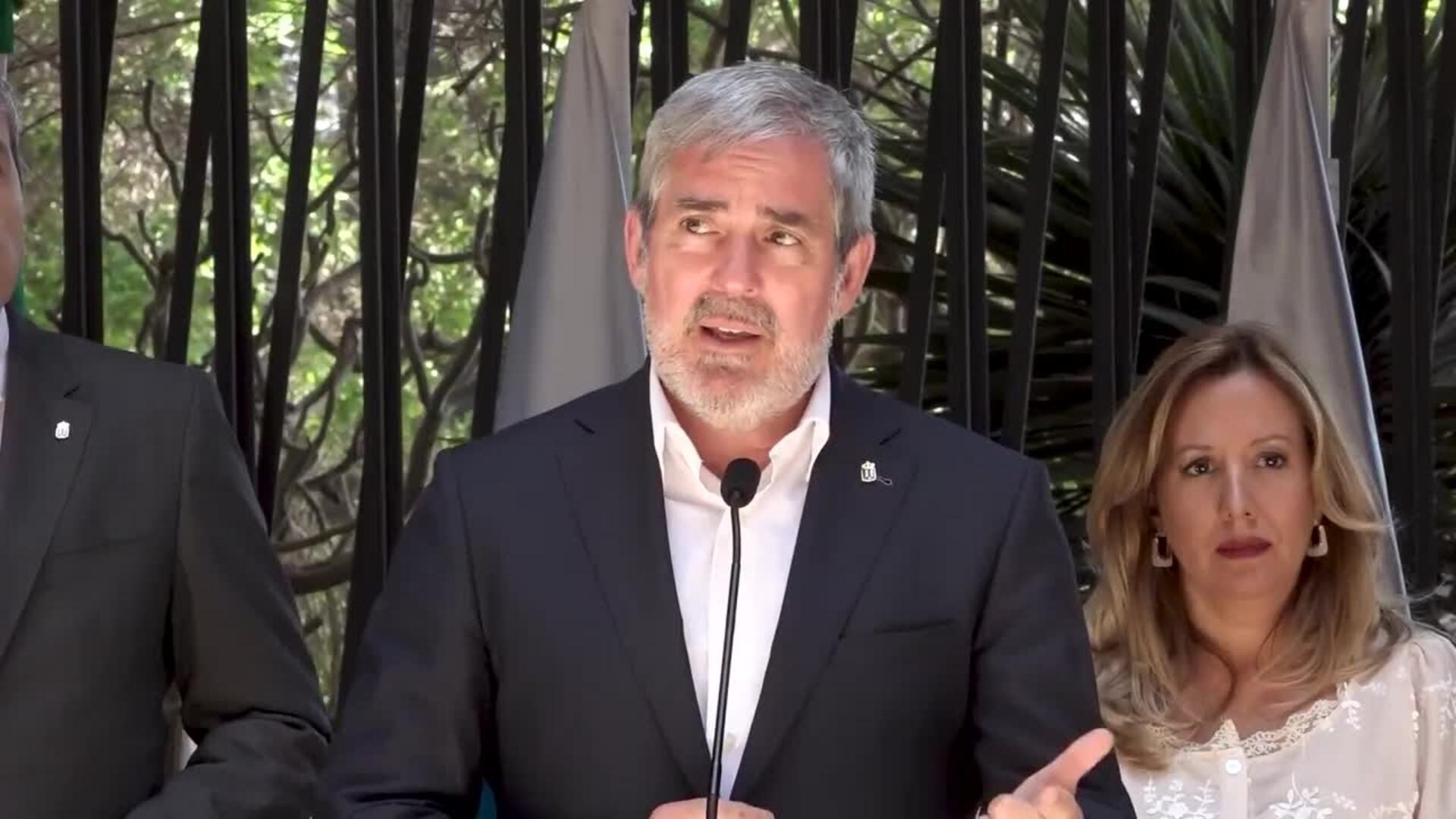 Clavijo entiende que el Estado tendrá que compensar a Canarias por atención de 1.000 menores