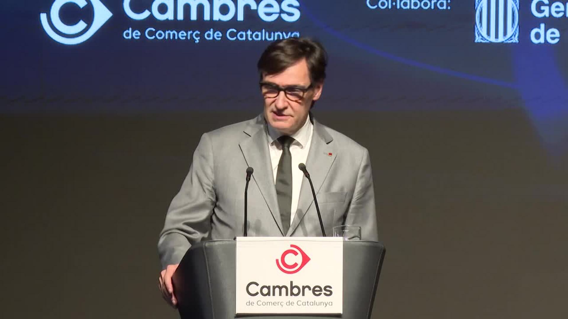 Illa defiende que "la inmensa mayoría" de los políticos tiene vocación de servicio público