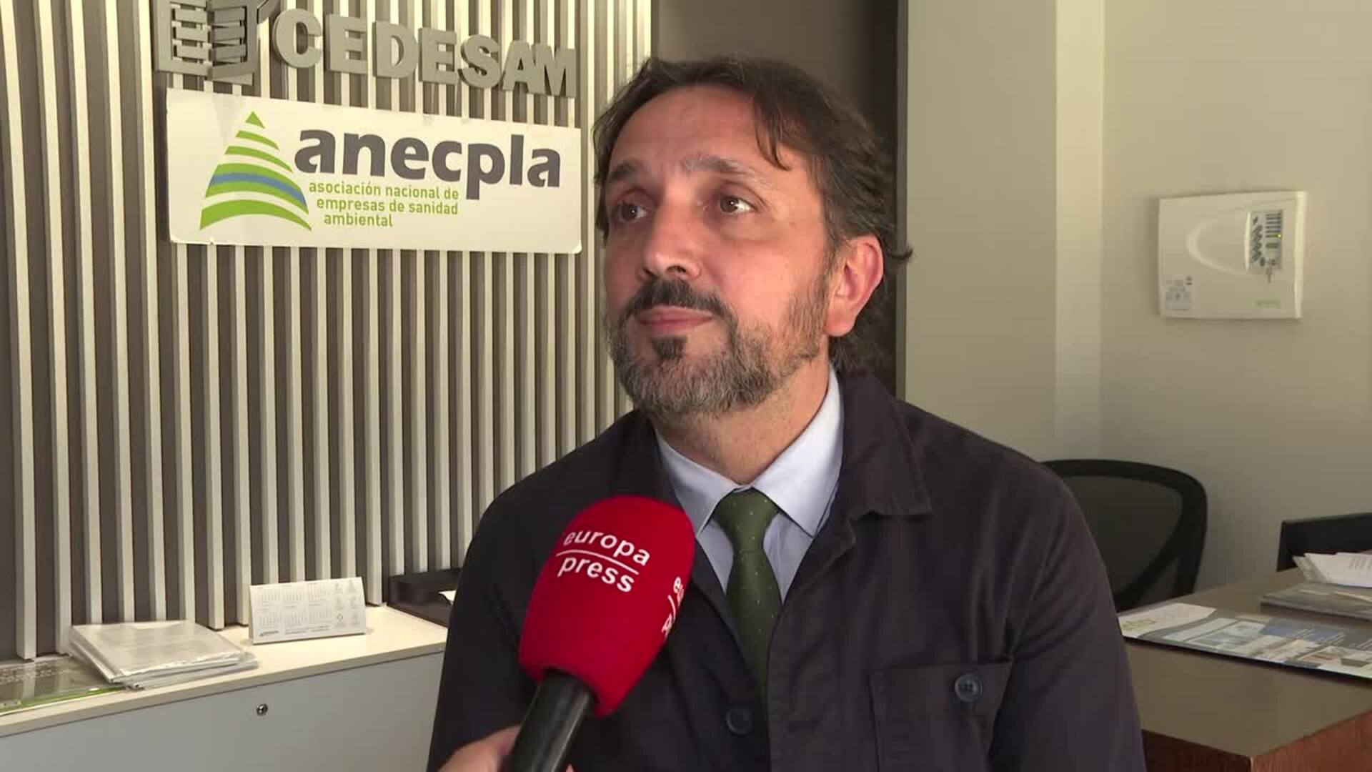 ANECPLA advierte del riesgo de contraer enfermedades transmitidas por garrapatas en verano