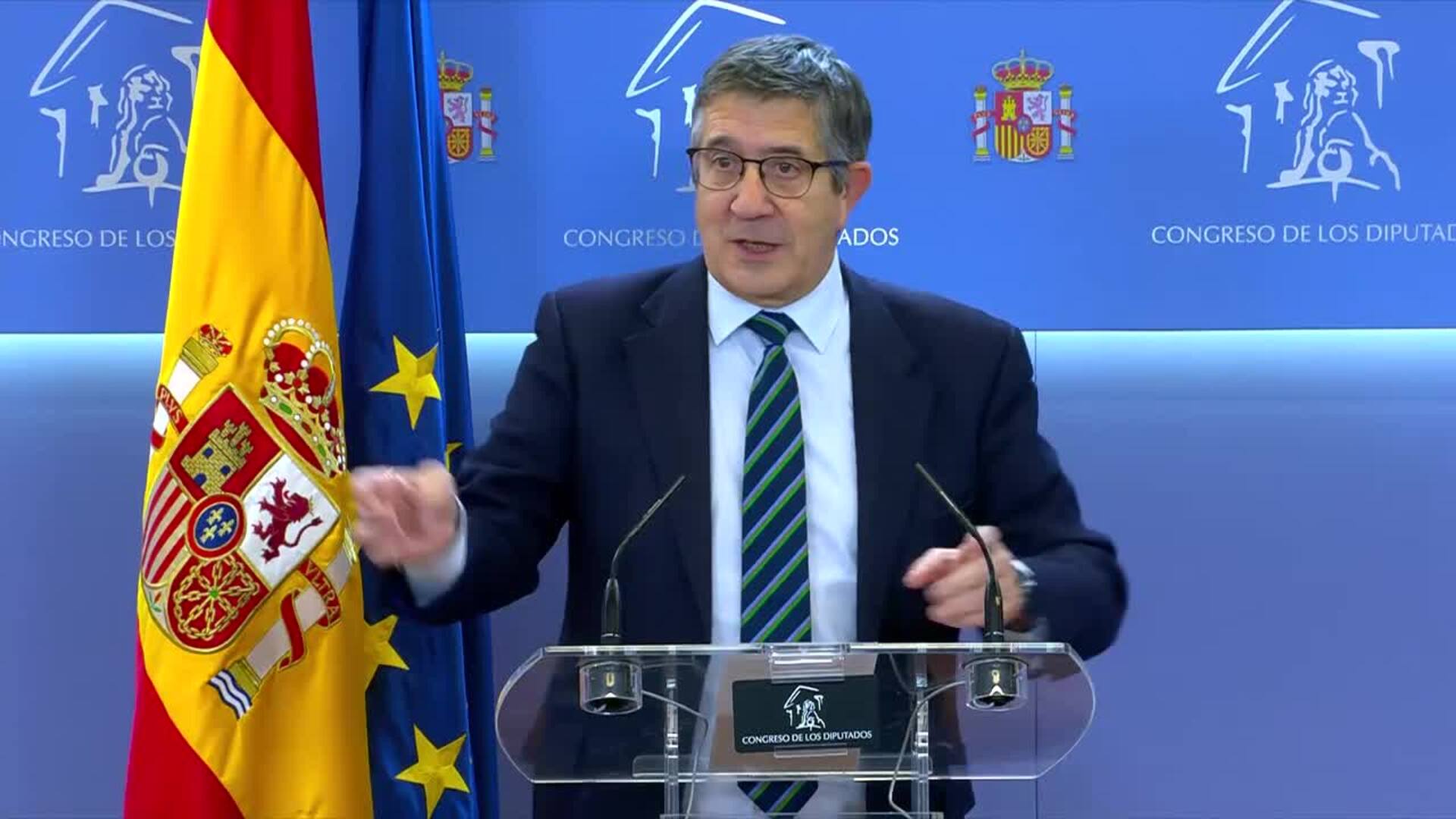 López supone que Hernando se unió a la cita de Cerdán y Leire Díez como experto en cloacas