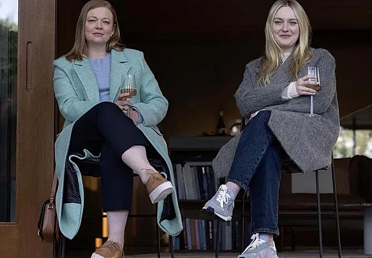 La adictiva miniserie de suspense llena de giros y basada en una popular novela que se puede ver en dos plataformas