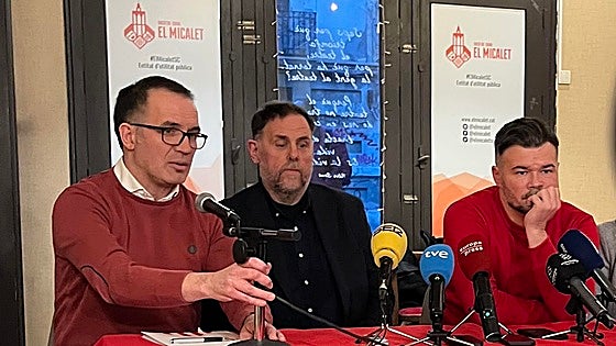 Rufián llama en Valencia a que Compromís se una al resto de soberanistas en un frente común