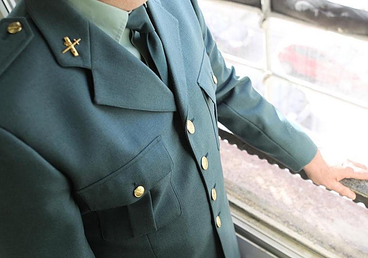 Los guardias civiles deberán notificar en 48 horas si están bajo tratamiento psiquiátrico o toman antidepresivos