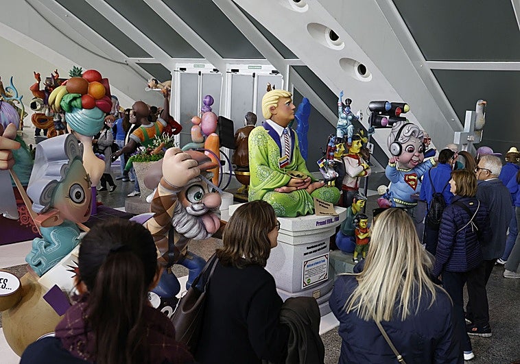 El primer examen para ser el mejor ninot de Valencia