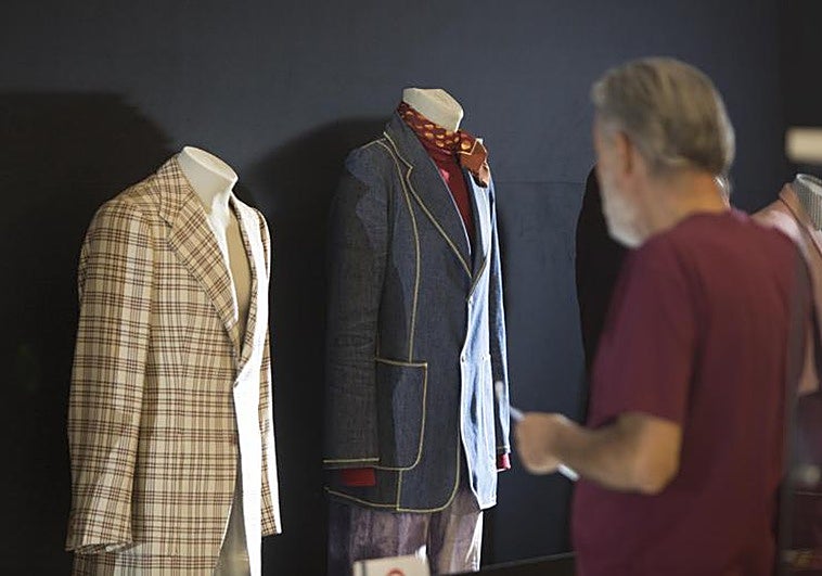 El combate de las instituciones por el legado de Nino Bravo