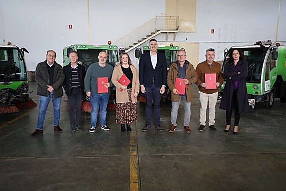Cullera cede cuatro vehículos de limpieza viaria a municipios de la Ribera Baixa