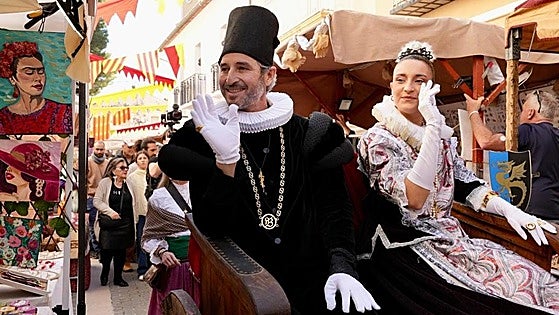 Ròtova mantiene viva su historia con un porrat multitudinario