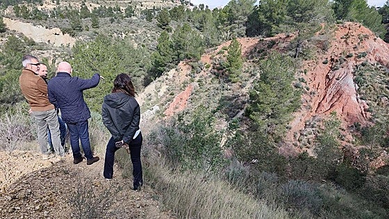 Macastre impulsa el rescate de una de las pocas salinas continentales de España