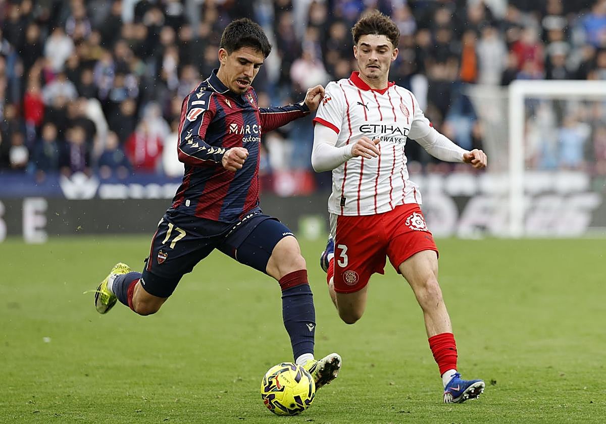 Víctor García da un paso adelante | Las Provincias