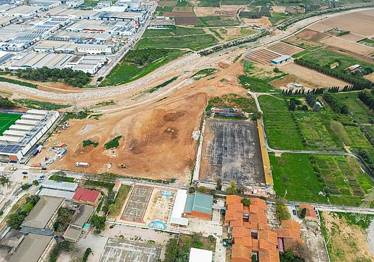 Paiporta quiere convertir el gran vertedero de la dana en un pabellón deportivo