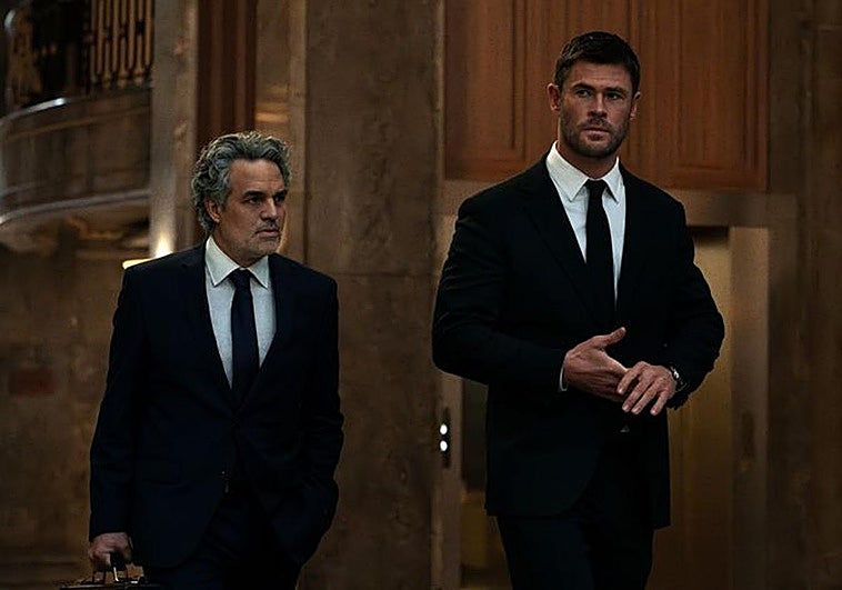 El 'thriller' de acción con Chris Hemsworth basado en una novela recomendada por Stephen King