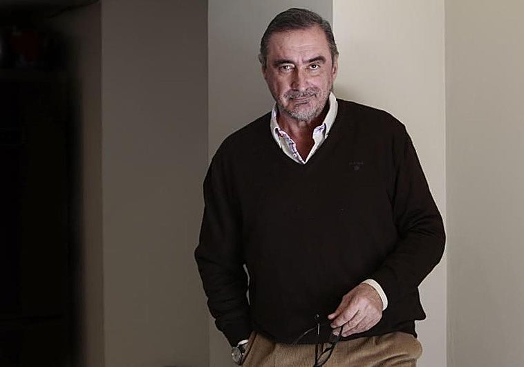 El libro que ha impresionado y que recomienda Carlos Herrera: «Es de una actualidad aterradora»