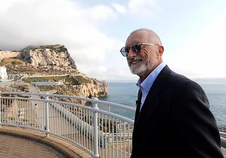 El libro que recomienda Arturo Pérez-Reverte: «Es una de mis novelas favoritas»