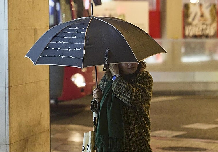 Aemet emite un aviso especial por la llegada de un frente atlántico que traerá lluvias y un cambio brusco del tiempo en la Comunitat