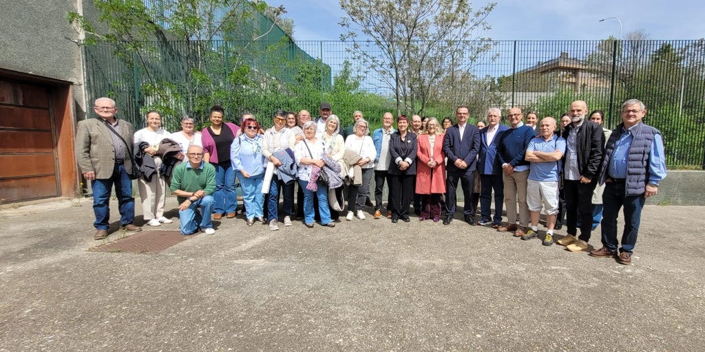 Ser mayor y además sordo: cómo combatir la doble discriminación