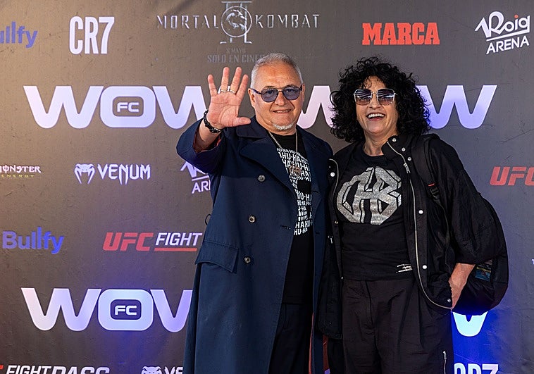 Noche de famosos en el Roig Arena durante la velada de WOW 29