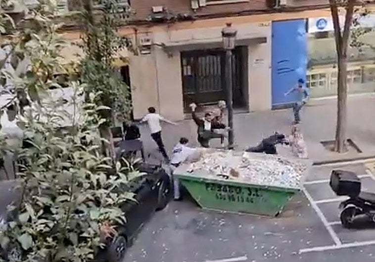 Dos detenidos por el robo de un teléfono móvil en Zaidía