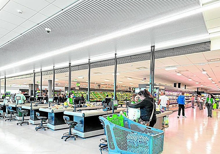 Mercadona cerrará este jueves 23 sus supermercados en dos comunidades autónomas