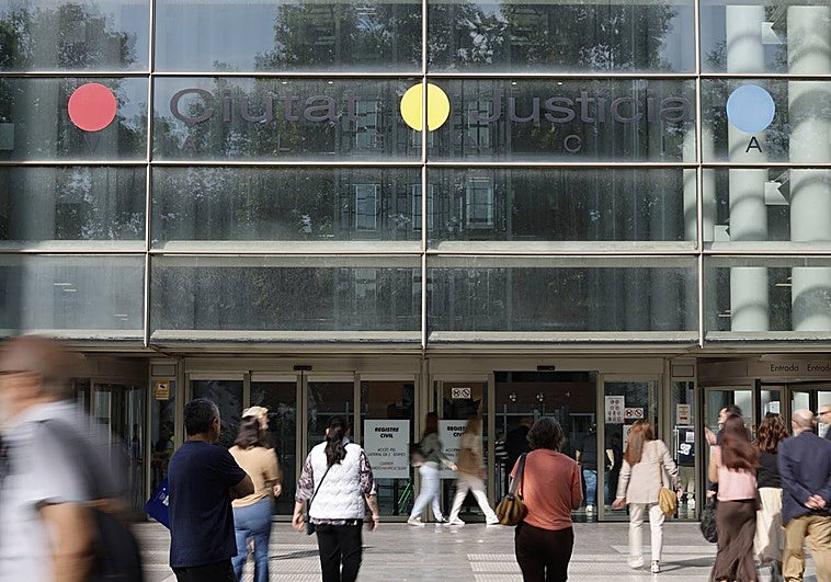 El magistrado que investiga a la jueza de la dana: «El caso no está paralizado. Estamos pendientes de las diligencias acordadas»