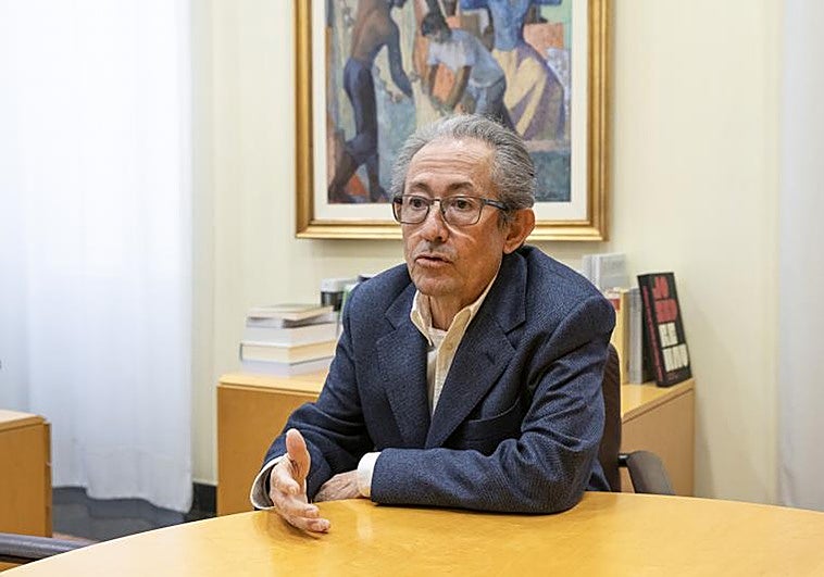 Luna despelleja al Consell, al actual y al Botànic