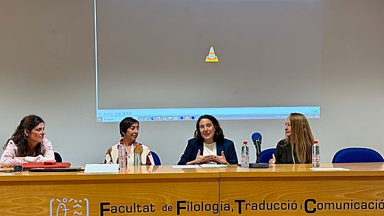 La Universitat recupera la memoria perdida en la DANA con el documental «Salvem les fotos»