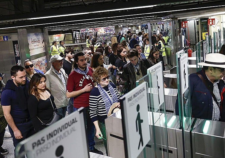 Cómo reactivar la tarjeta del metro antes del 30 de abril para seguir viajando gratis en Valencia