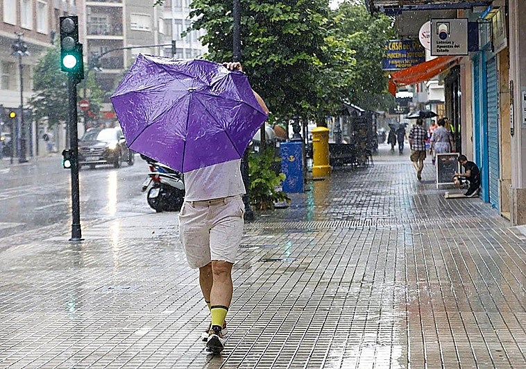 Aemet anuncia dos días consecutivos de chubascos con tormentas en la Comunitat Valenciana