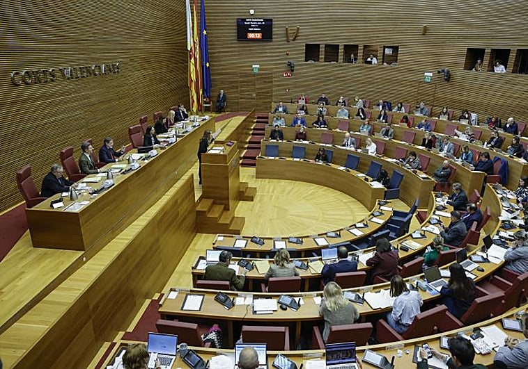 La «prioridad nacional» ya no es prioritaria en Les Corts