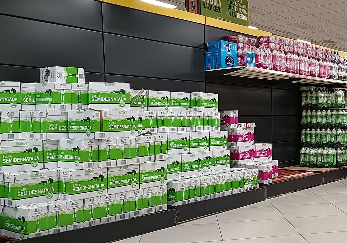 El precio de la leche desde hoy en los supermercados, de Mercadona a Hipercor
