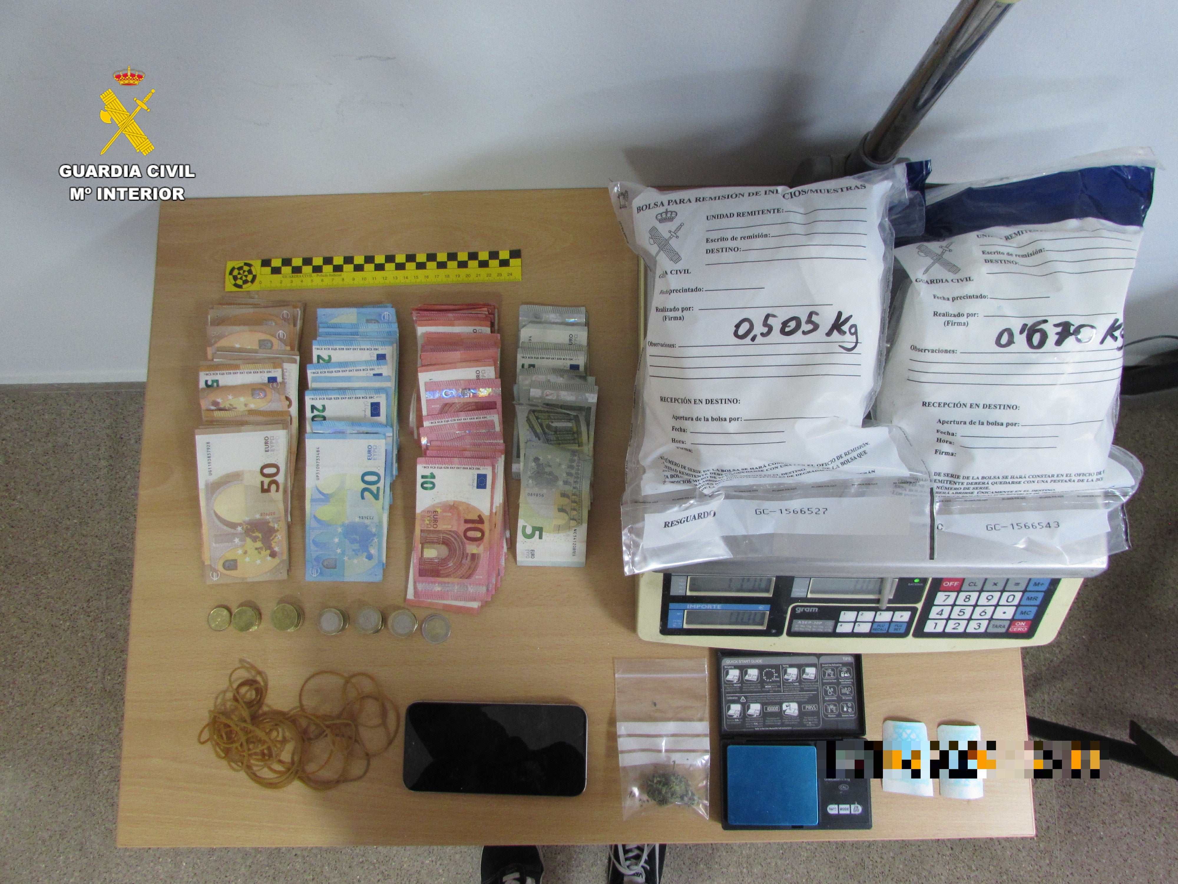 Detenido tras huir de la Policía Local de Benifaió con más de un kilo de cocaína
