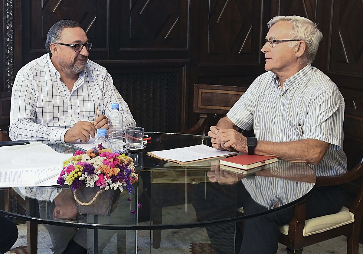 Compromís gastó 4.400 euros de La Marina en 170 ejemplares de un libro sobre el País Valencià
