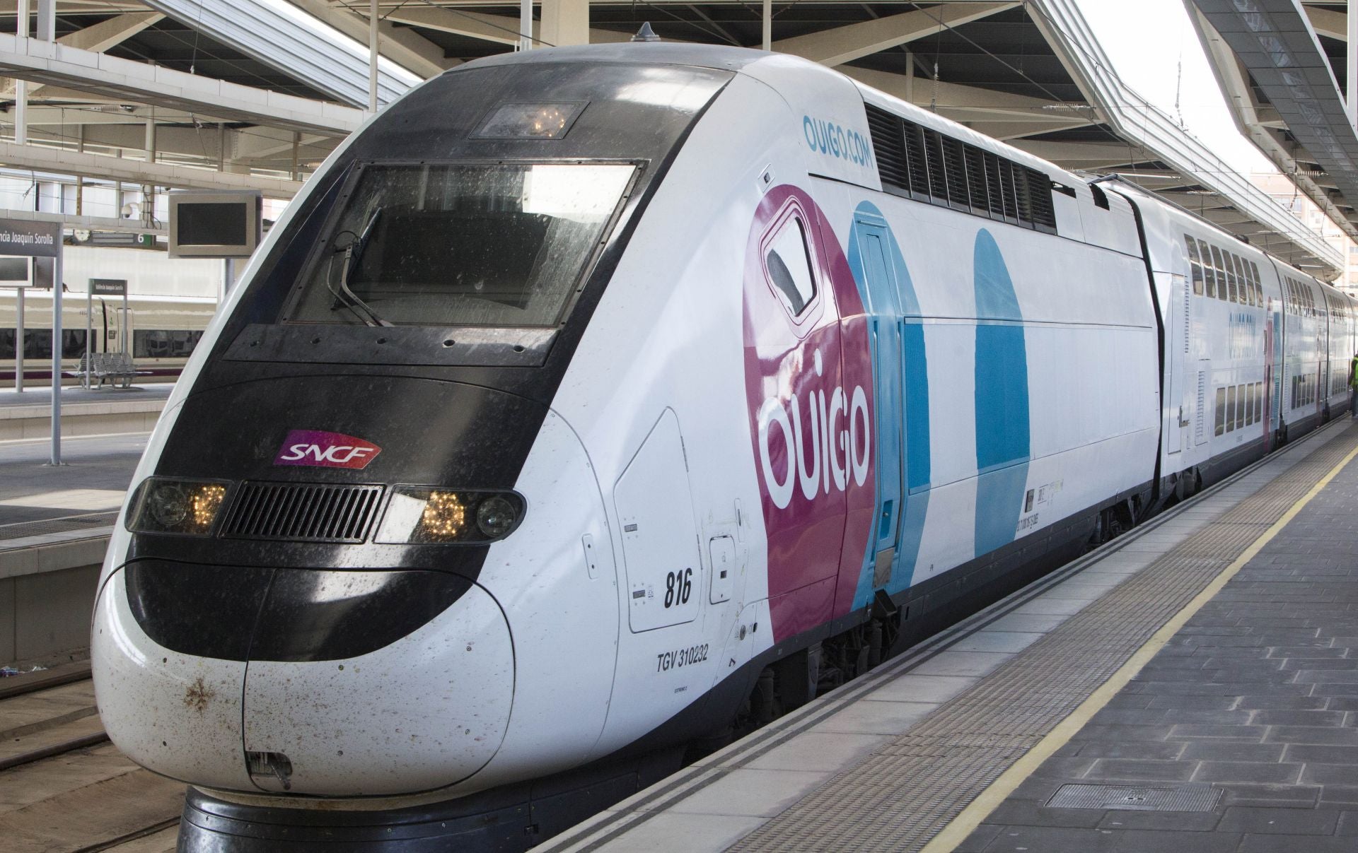 Ouigo saca a la venta 5.000 billetes a 5 euros para todos sus destinos
