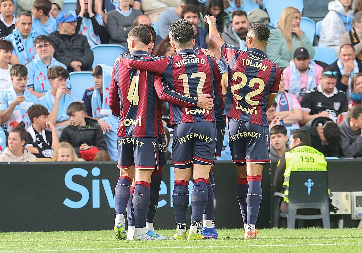 Dela: «Me gustaría volver a como estábamos hace un par de partidos, dejando la portería a cero»